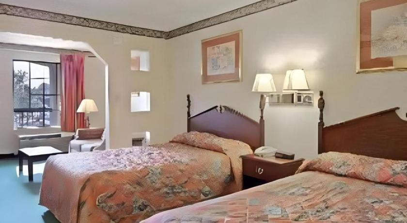 Days Inn & Suites By Wyndham Fort Valley Exteriör bild