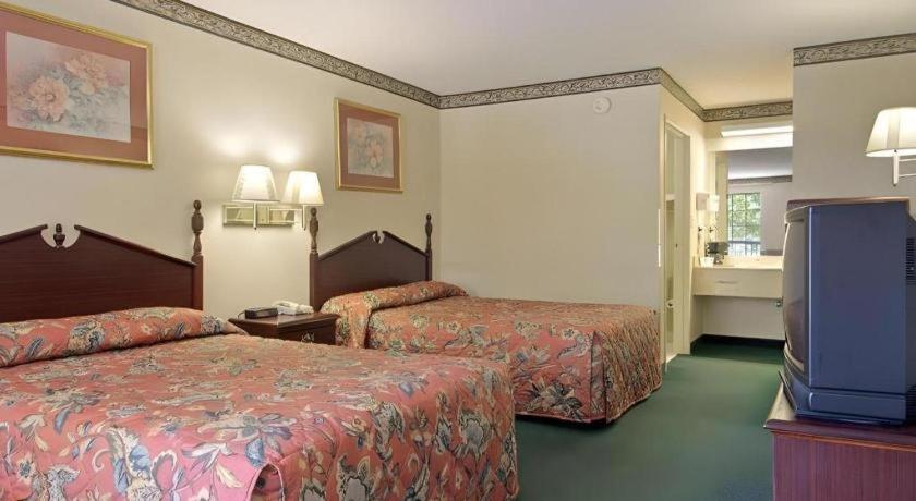 Days Inn & Suites By Wyndham Fort Valley Exteriör bild