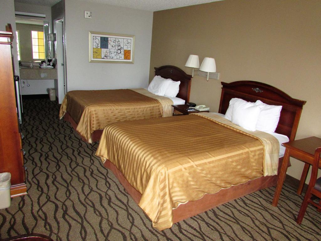 Days Inn & Suites By Wyndham Fort Valley Exteriör bild